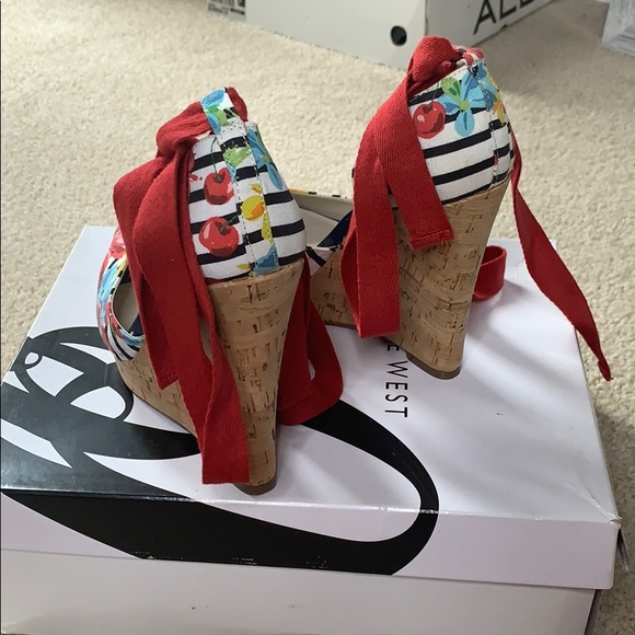 Brand New Wedges - Picture 2 of 3